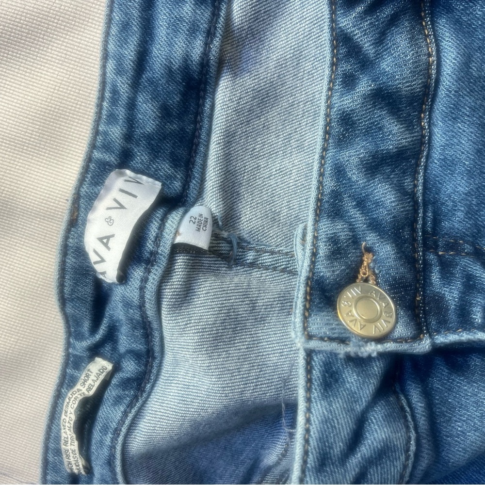 Women's Blue Denim Shorts - Picture 5 of 10